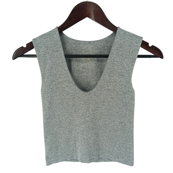 Intimately Free People Clean Lines Muscle Cami XS/S Built-In Bra Light Gray Tank - Picture 3 of 10
